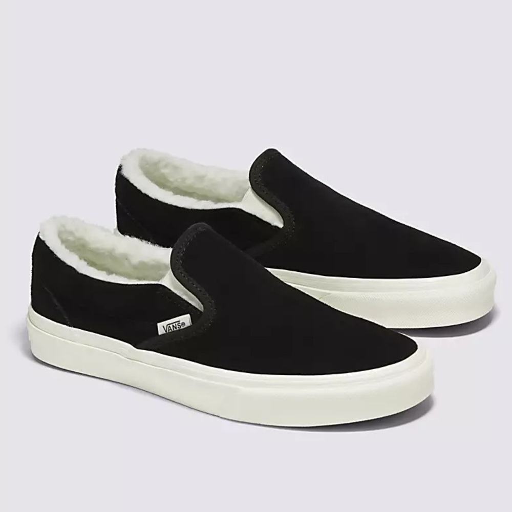 VANS CLASSIC SLIP-ON COZY HUG SHOE - Black Ws Sz 8 Mns Sz 6.5 - Used